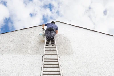 Peinture extérieure à Montbrun — façades et ravalement